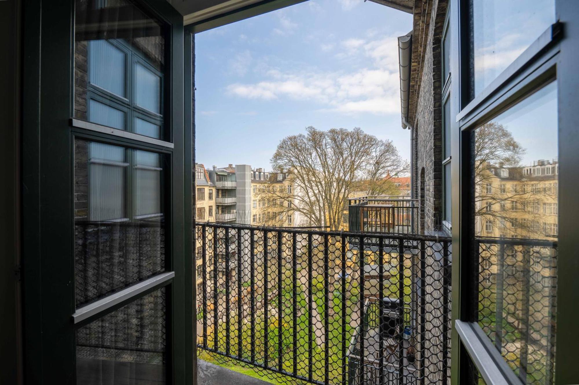3 Bedroom In Lovely Area Copenhague